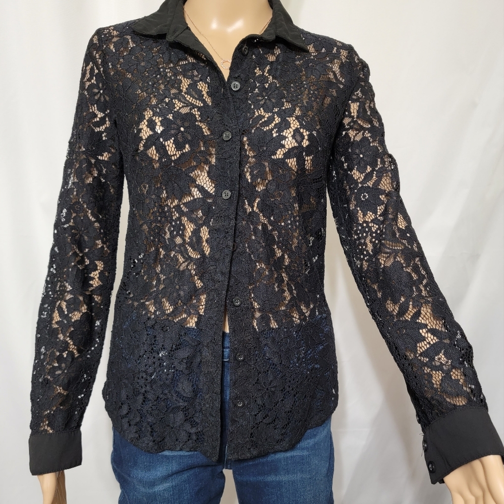 GNW women's size small black lace long sleeve blouse pre loved